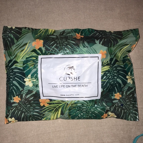 💙NEW WITH TAGS💙 bikini - Picture 8 of 8